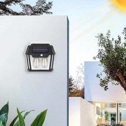 Lampa Solara Exterior cu 2 Becuri LED si Senzor de Miscare - Super Luminoasa, Rezistenta la Apa IP65