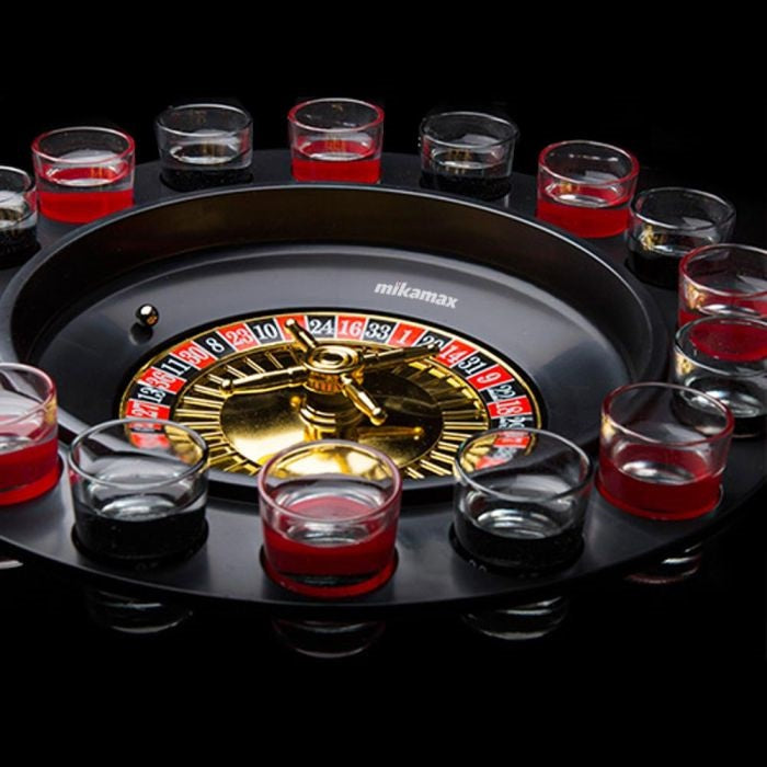 Joc ruleta cu 16 pahare de shot